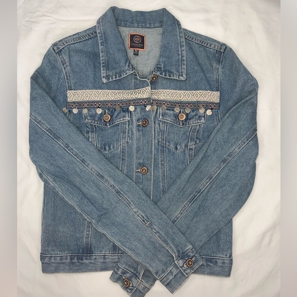 NWOT! Boho Boom Boom Jean Jacket - Picture 4 of 8